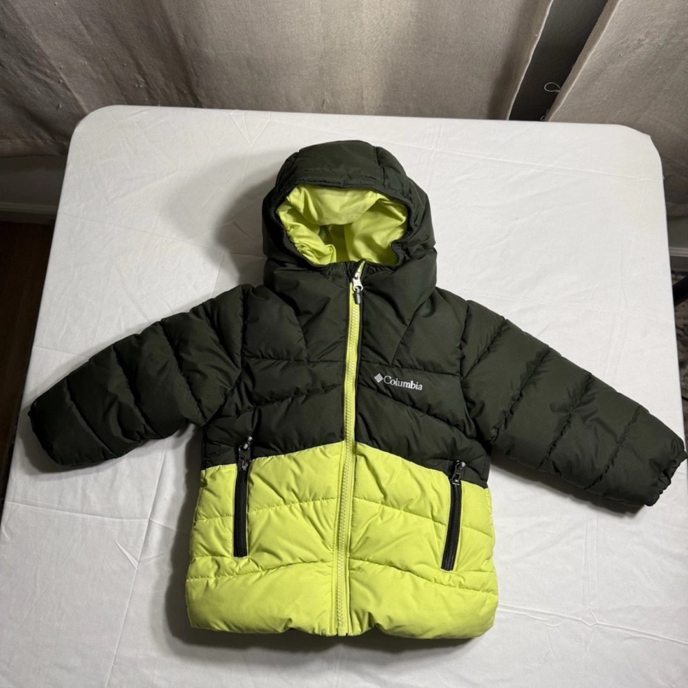 Columbia Toddler Boys 2T Green & Lime Hooded Puffer Jacket Coat Outdoor